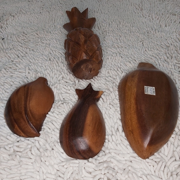 Wood trinket dishes and decor (4 pieces) - Picture 2 of 3